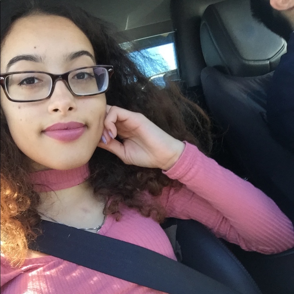 Meet your Posher, Jeishlyn